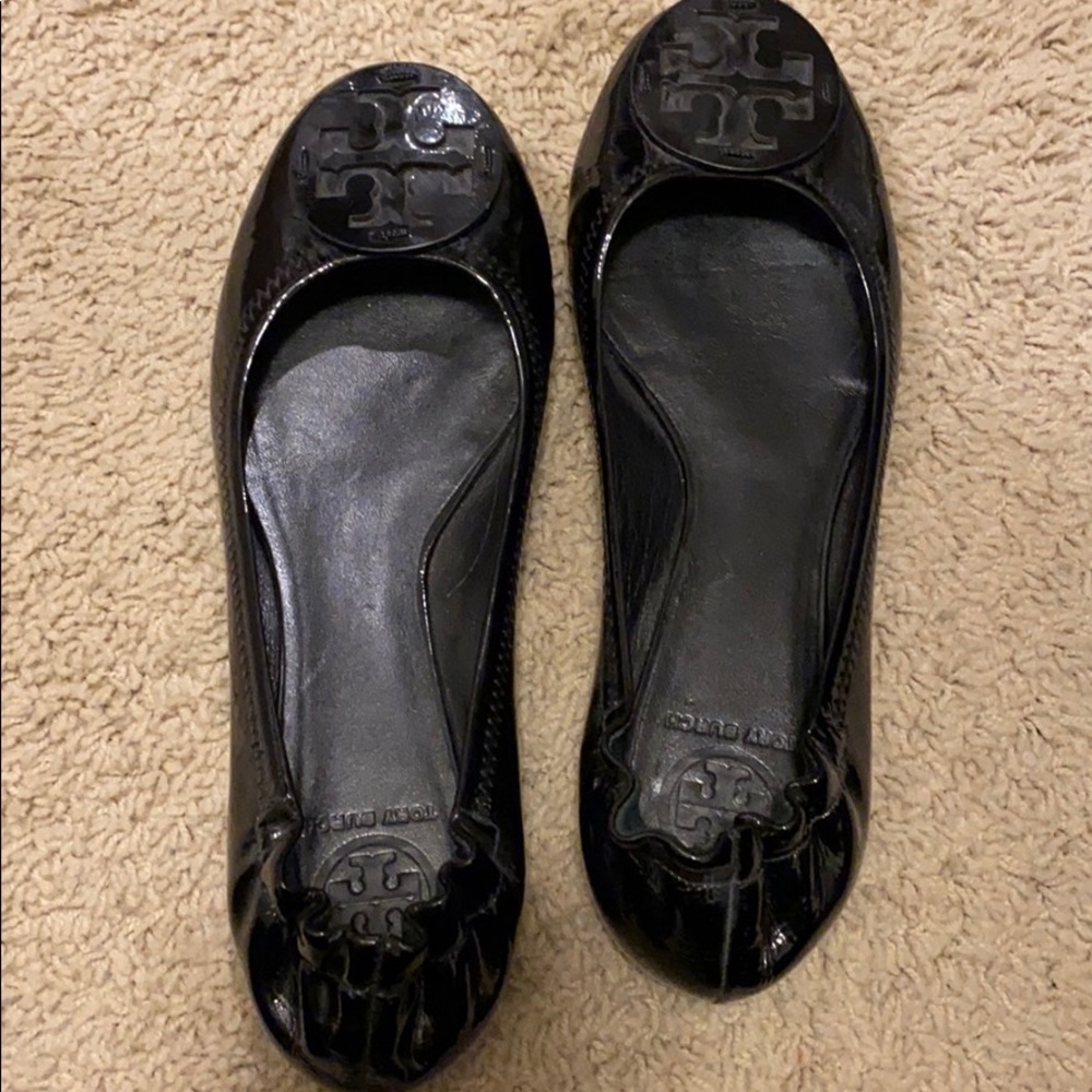 Tory Burch black patent ballet slippers size 9